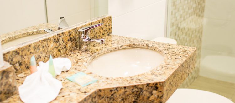 Hotel Don Tani Room Bathroom