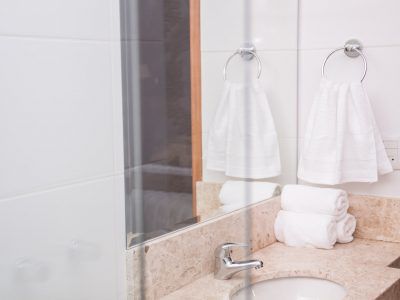 Hotel Don Tani Room Bathroom